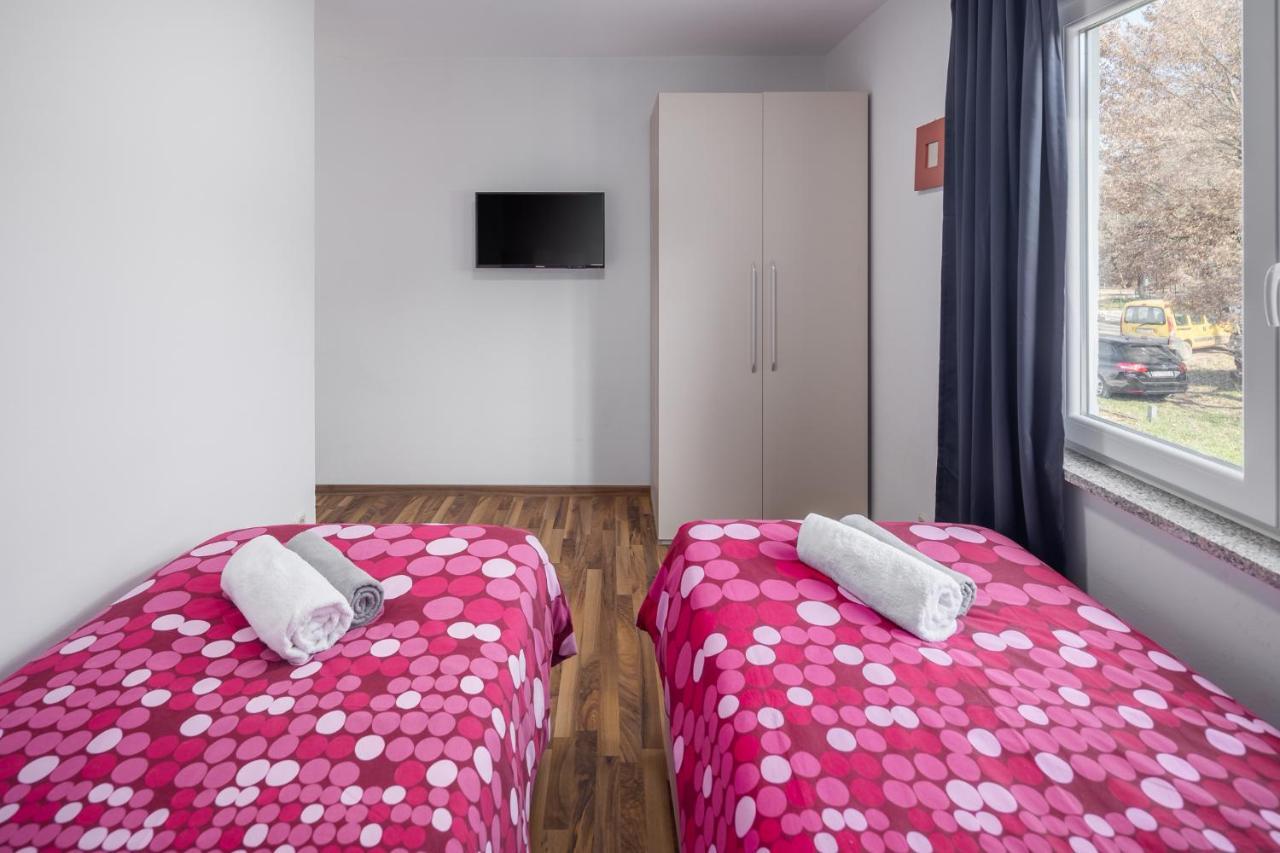 Apartmani Marinac Poreč Exteriör bild